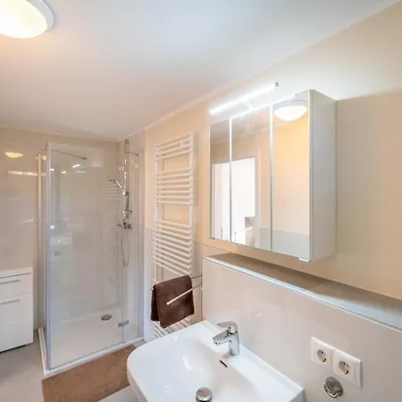 Ruegen 22 * Alt Reddevitz